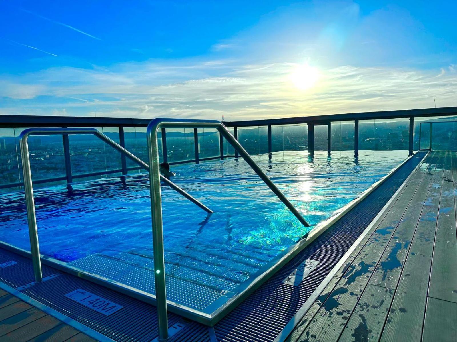 Vienna Sky Apartment I Rooftop Pool I Netflix Extérieur photo